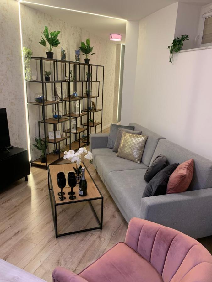 Moderno Apartament كراكوفيا المظهر الخارجي الصورة